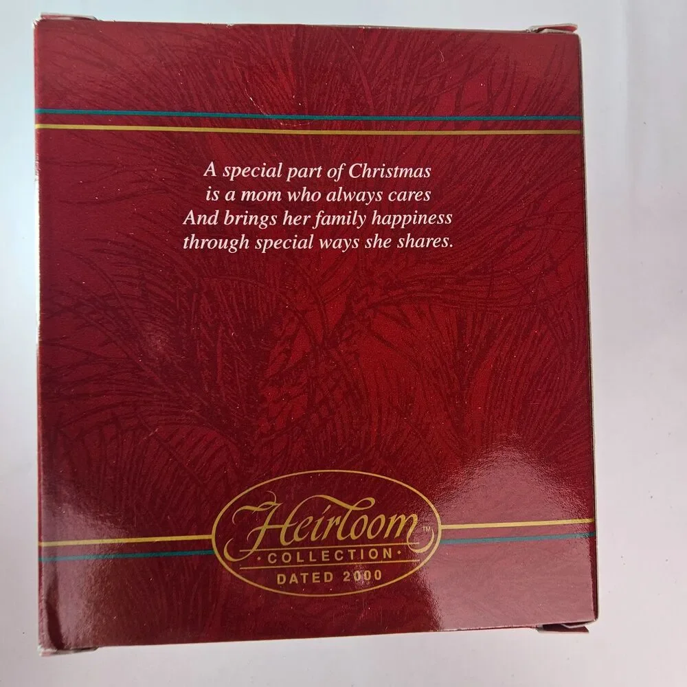 Carlton Cards Heirloom 2000 Mom Dad Bear Christmas Ornaments Vintage Boxed Set